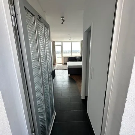 Apartment Traumhafte Stadt-aussicht Vom 12 Stock Voll Moebliert 1212 *